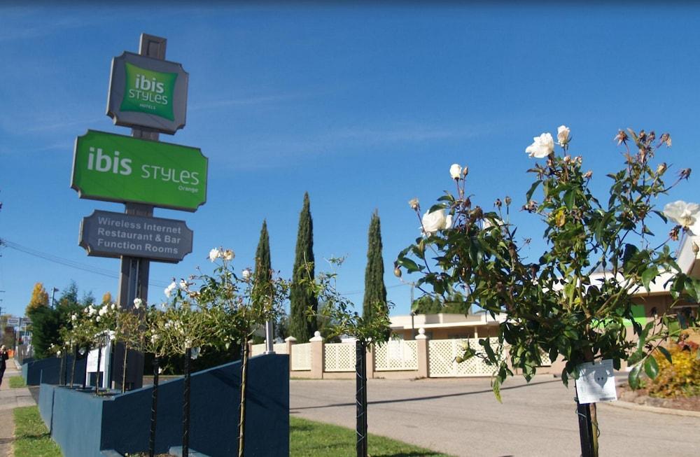 Hotel Ibis Styles Orange Exterior foto