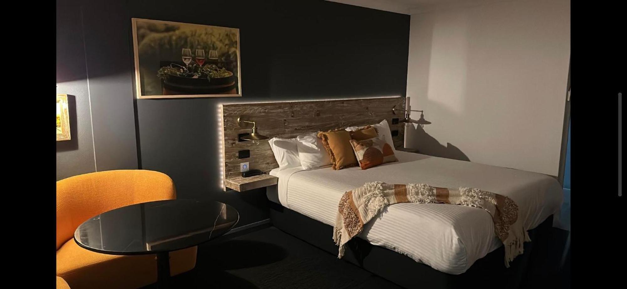 Hotel Ibis Styles Orange Exterior foto